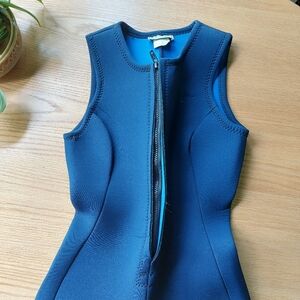 LL Bean Women's Wetsuit 10